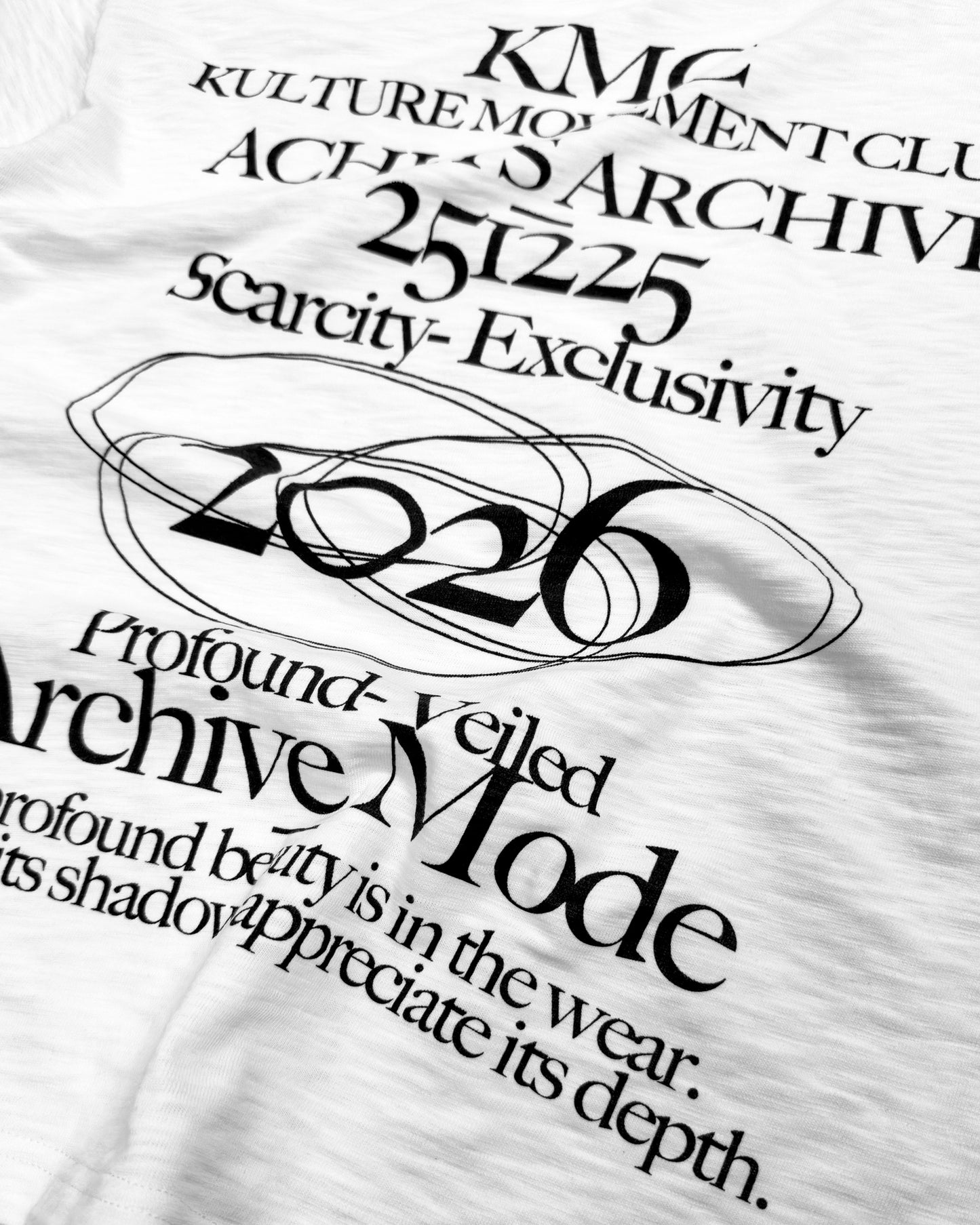KMC White AA COLLAR T-Shirt